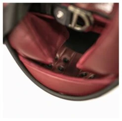 Ruby Castel St Roc Helmet Matte Carbon / MD [Blemished - Very Good] Matte Carbon / MD [Open Box] -Motorcycle Accessories ruby castel st roc helmet matte carbon md blemished very good matte carbon md open box matte carbon 15