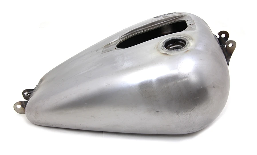 V-Twin Mfg. 5.1 Gallon Stock Style Tank For Harley FXDB / FXDWG 2010-2017 7 V-Twin Mfg. 5.1 Gallon Stock Style Tank For Harley FXDB / FXDWG 2010-2017 - Image 5